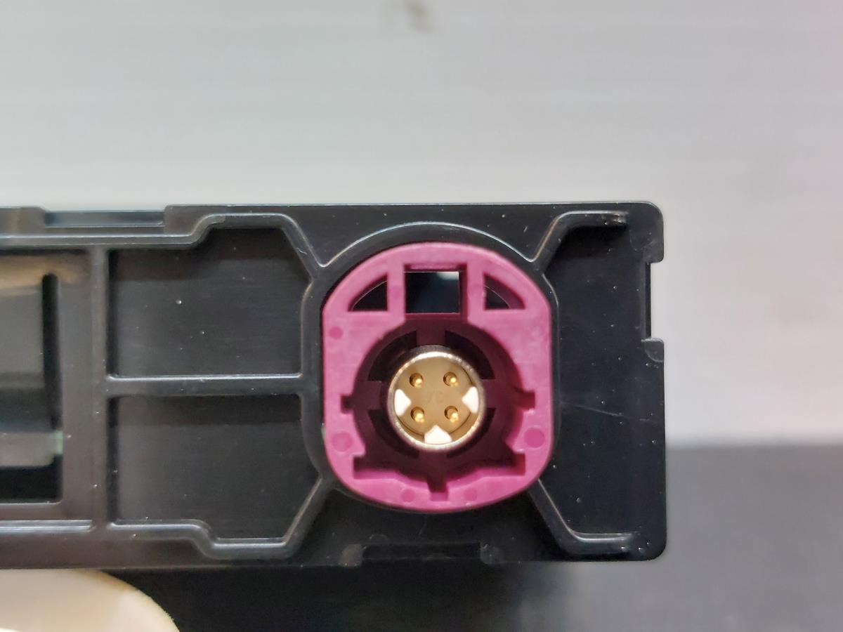 Módulo USB / AUX / IPOD MERCEDES-BENZ Classe A (W177) Imagem-3