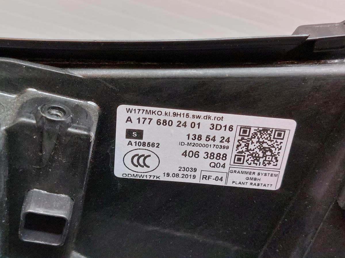 Consola central MERCEDES-BENZ Classe A (W177) Imagem-1
