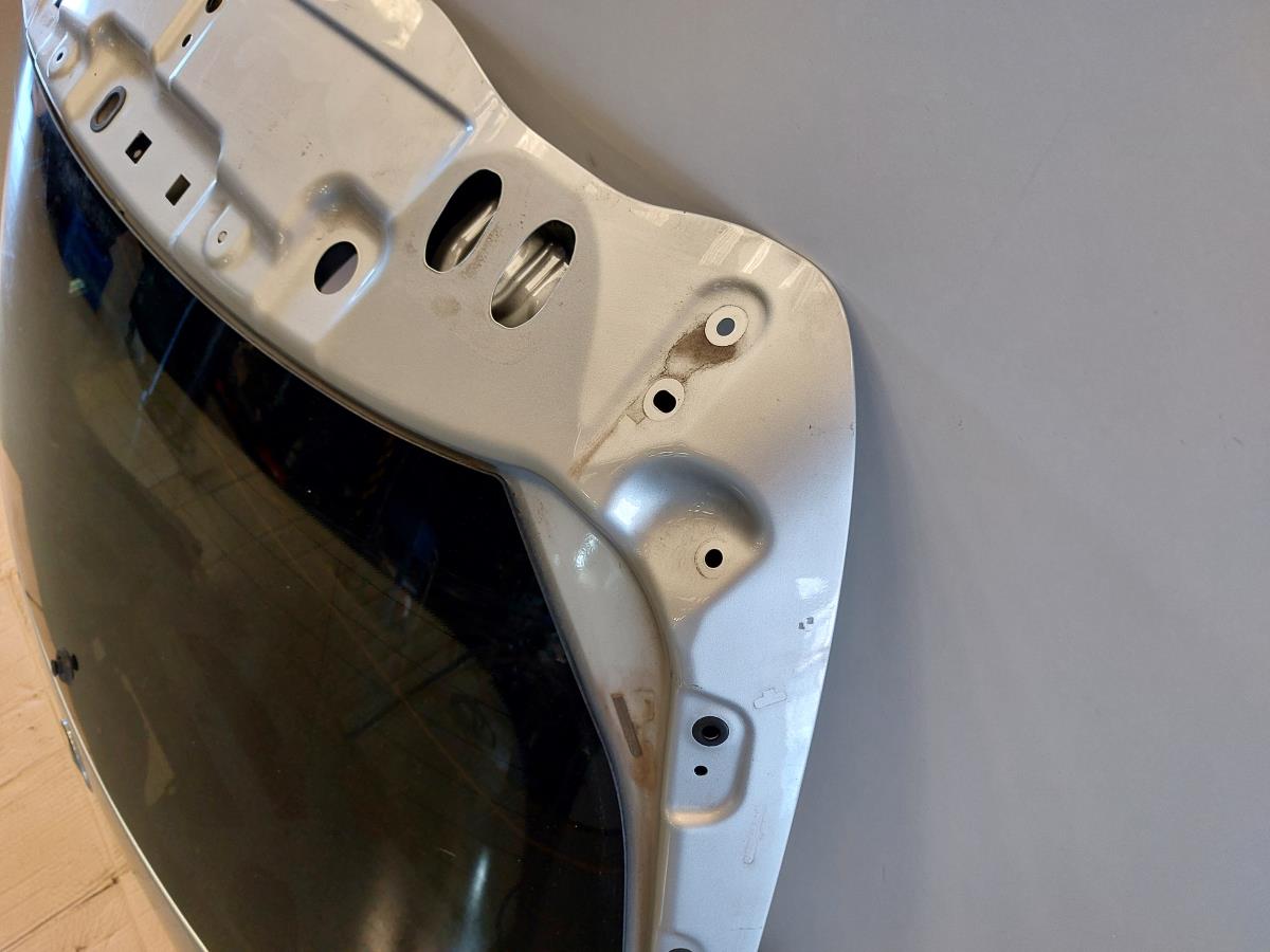 Porta / tampa da mala MERCEDES-BENZ Classe A (W177) Imagem-4