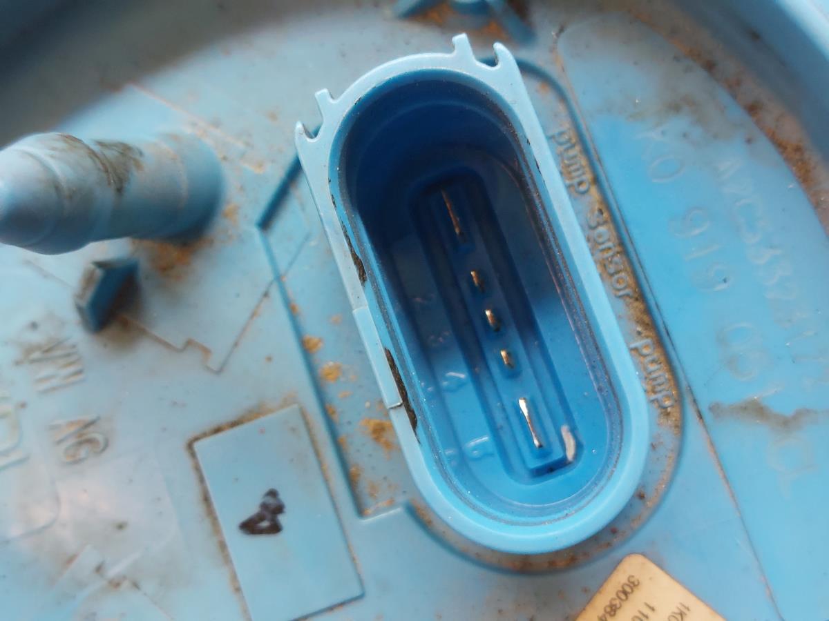 Bomba de combustible AUDI TT (8J3) Imagem-3