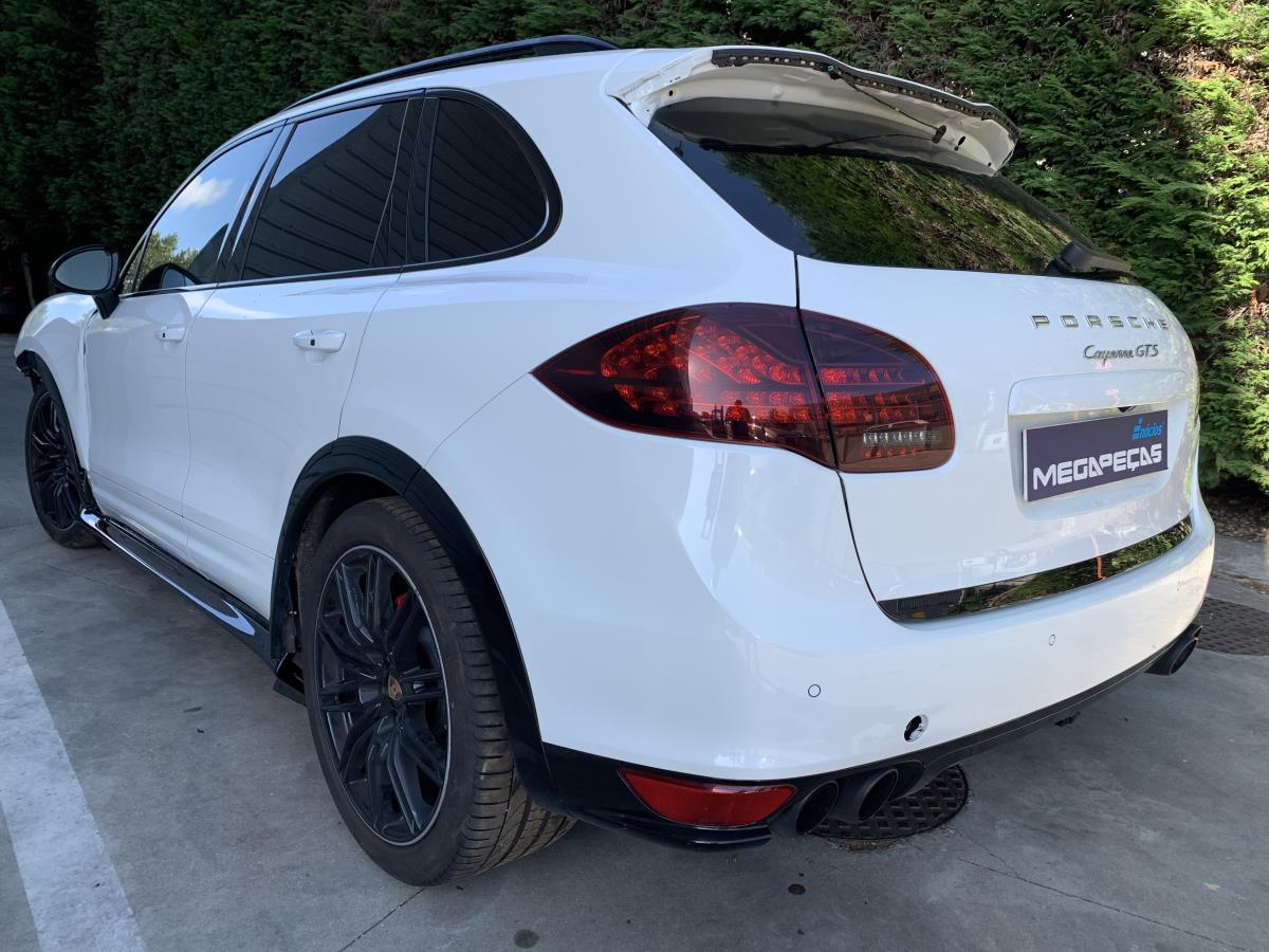 Porta / tampa da mala PORSCHE Cayenne (92A) Imagem-1