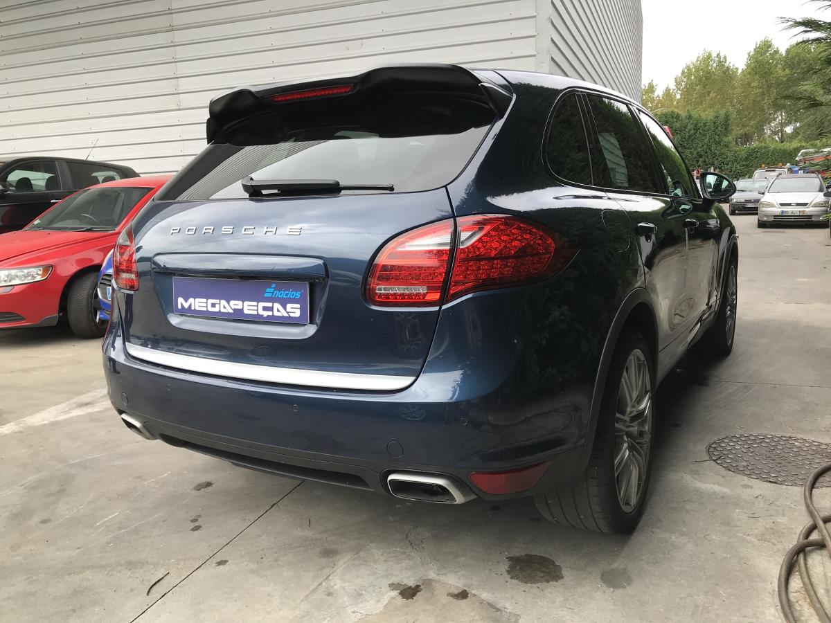 Porta / tampa da mala PORSCHE Cayenne (92A) Imagem-1
