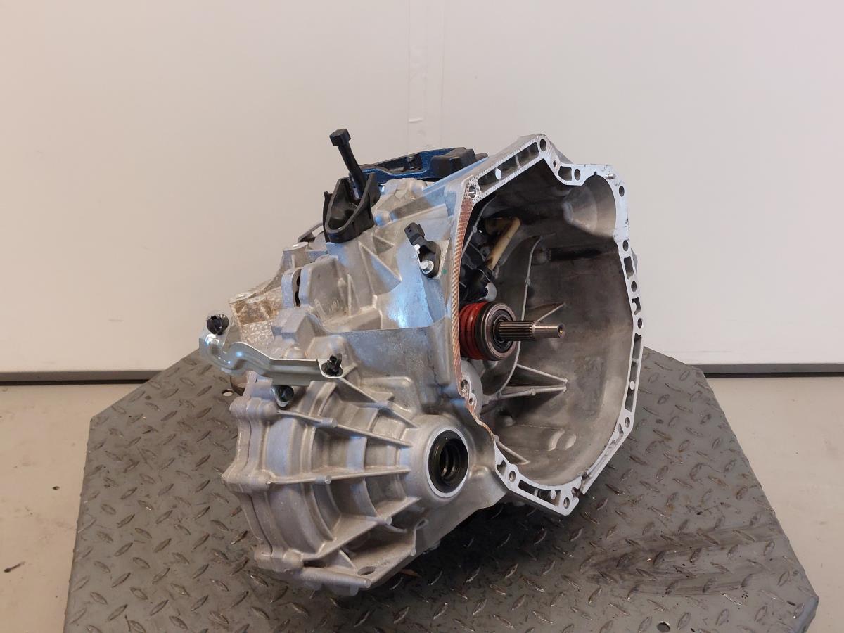 Caixa de velocidades manual NISSAN Qashqai II (J11)