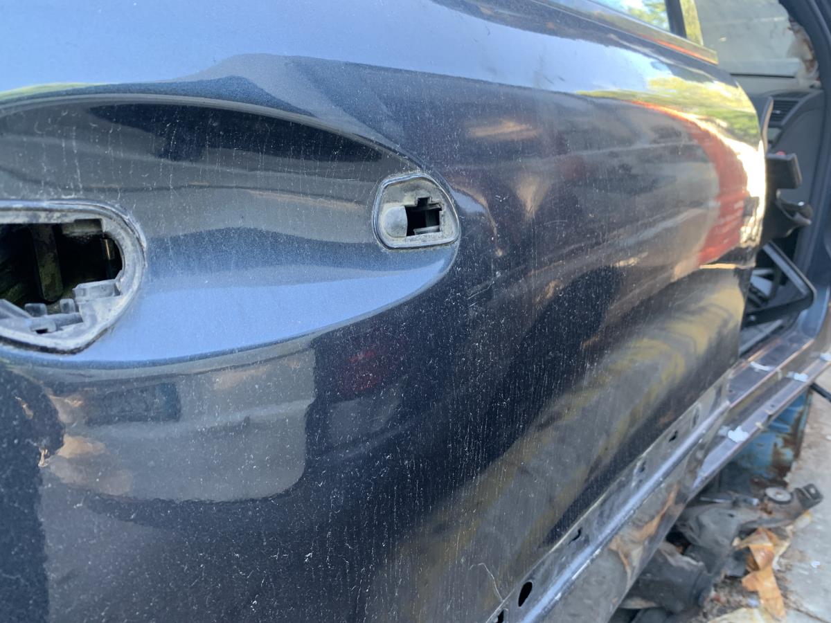 Porta trás direita MERCEDES-BENZ Classe E (W211) Imagem-1