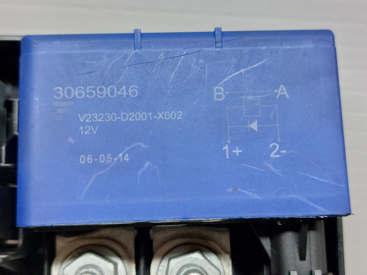 Caixa fusíveis da bateria VOLVO S60 II (134) Imagem-5