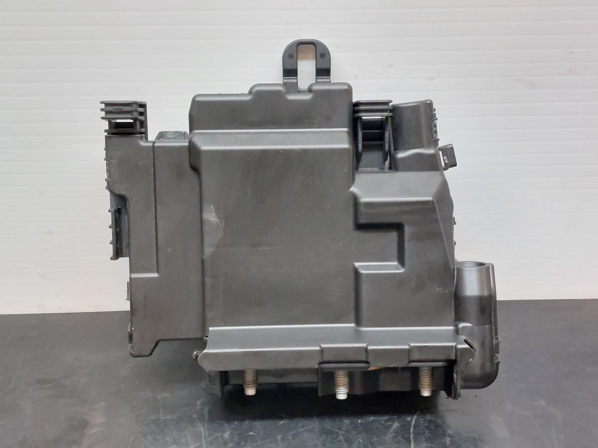 Caixa fusíveis da bateria VOLVO S60 II (134)