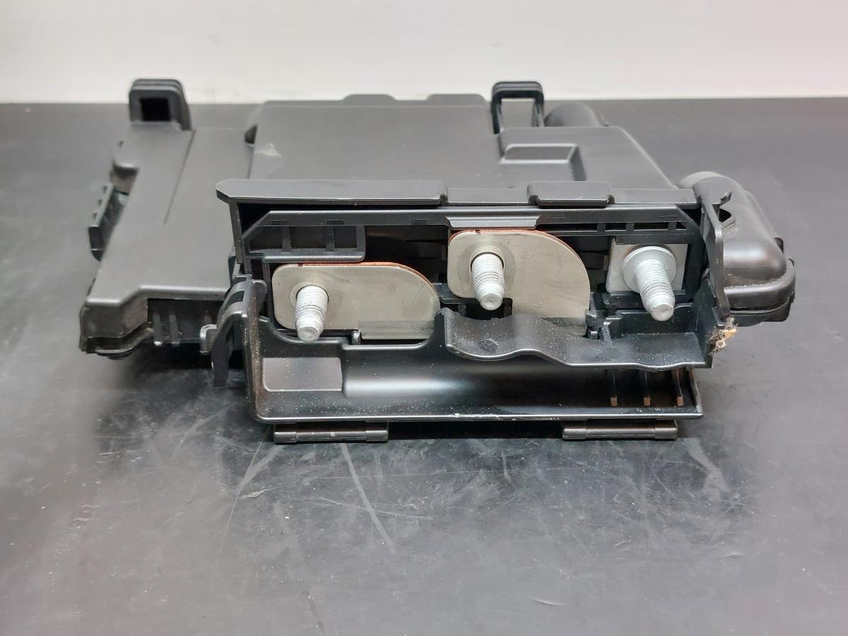 Caixa fusíveis da bateria VOLVO S60 II (134) Imagem-1