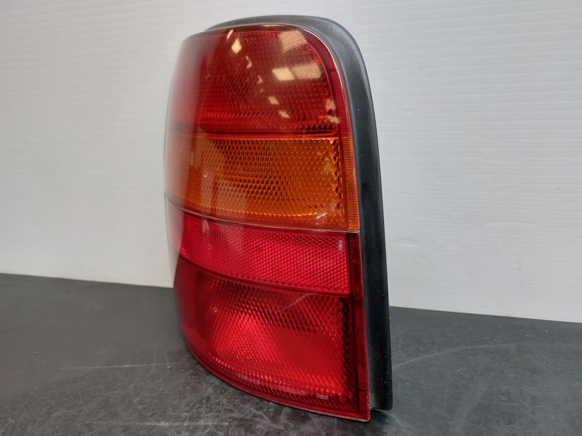 Feu arrière Gauche NISSAN Micra II (K11) Imagem-2