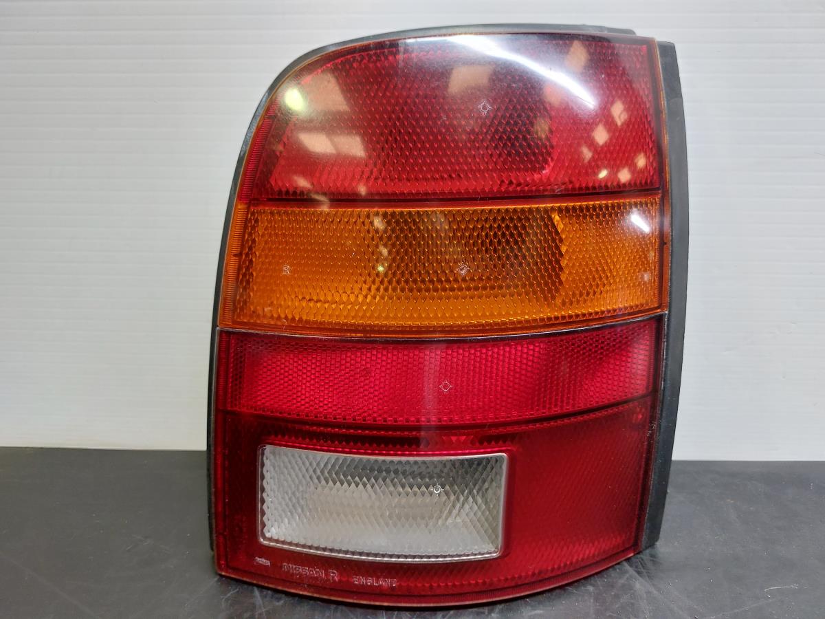 Feu arrière Droite NISSAN Micra II (K11)