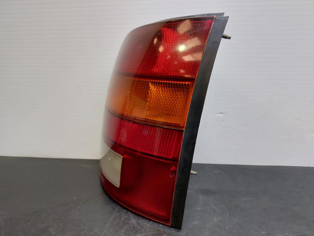 Right Tail light NISSAN Micra II (K11) Imagem-2