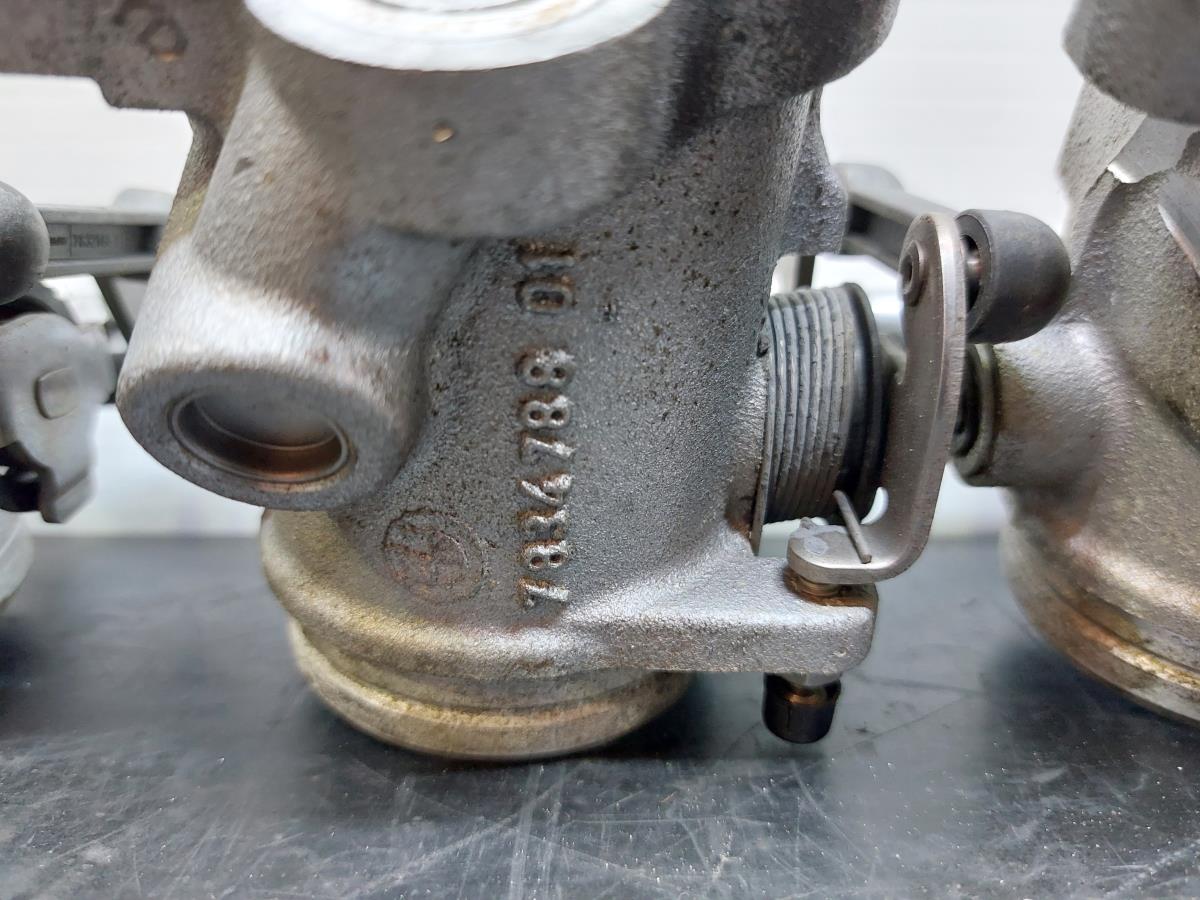 Corpo farfallato BMW 6 (E63) Imagem-12