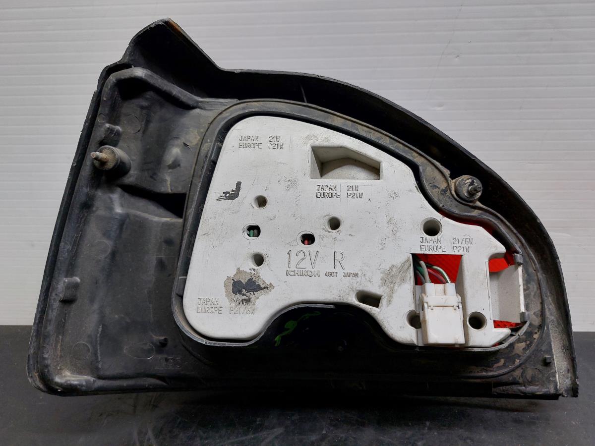 Right Tail light NISSAN Sunny III Hatchback (N14) Imagem-3