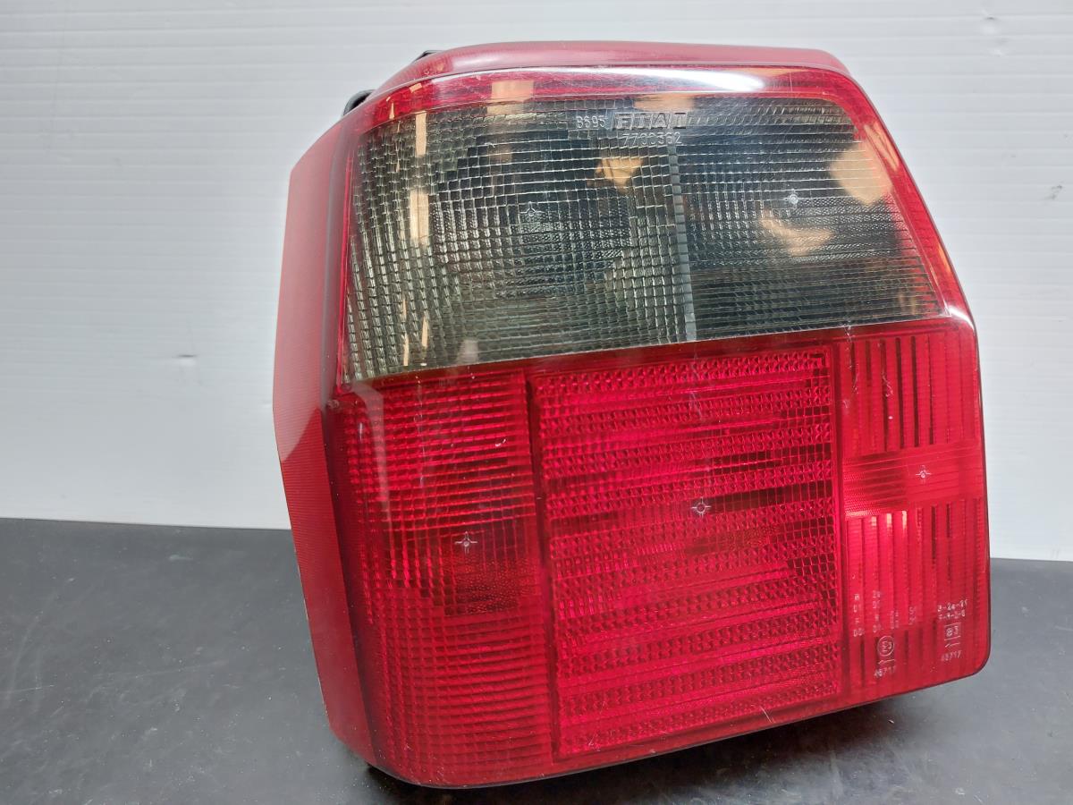 Feu arrière Gauche FIAT Uno (146_)