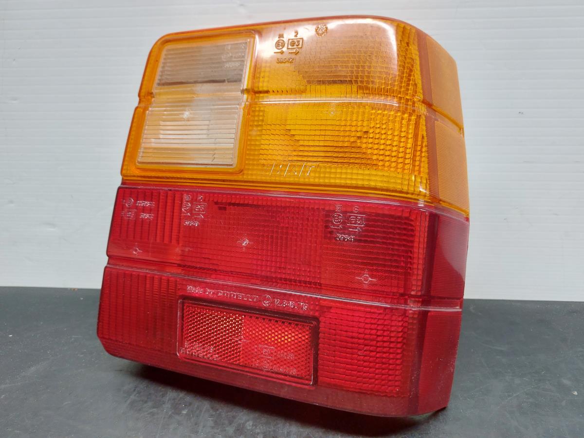 Farolim direito FIAT Uno (146_)