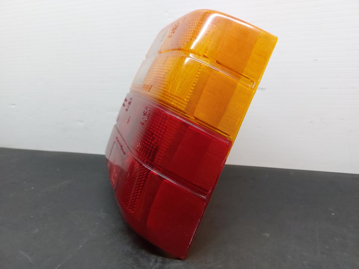Right Tail light FIAT Uno (146_) Imagem-1
