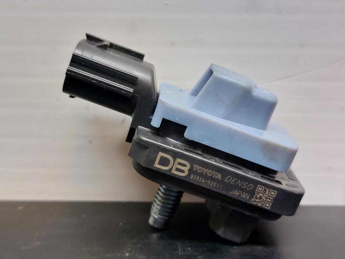 Sensor airbag Delantero Derecho TOYOTA bZ4X Imagem-1