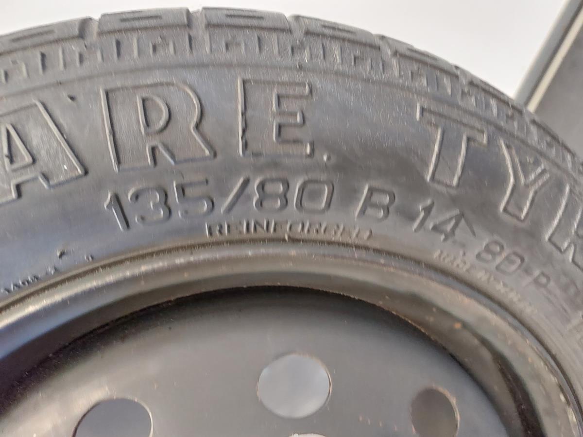 Pneu suplente FIAT Grande Punto (199_) Imagem-1