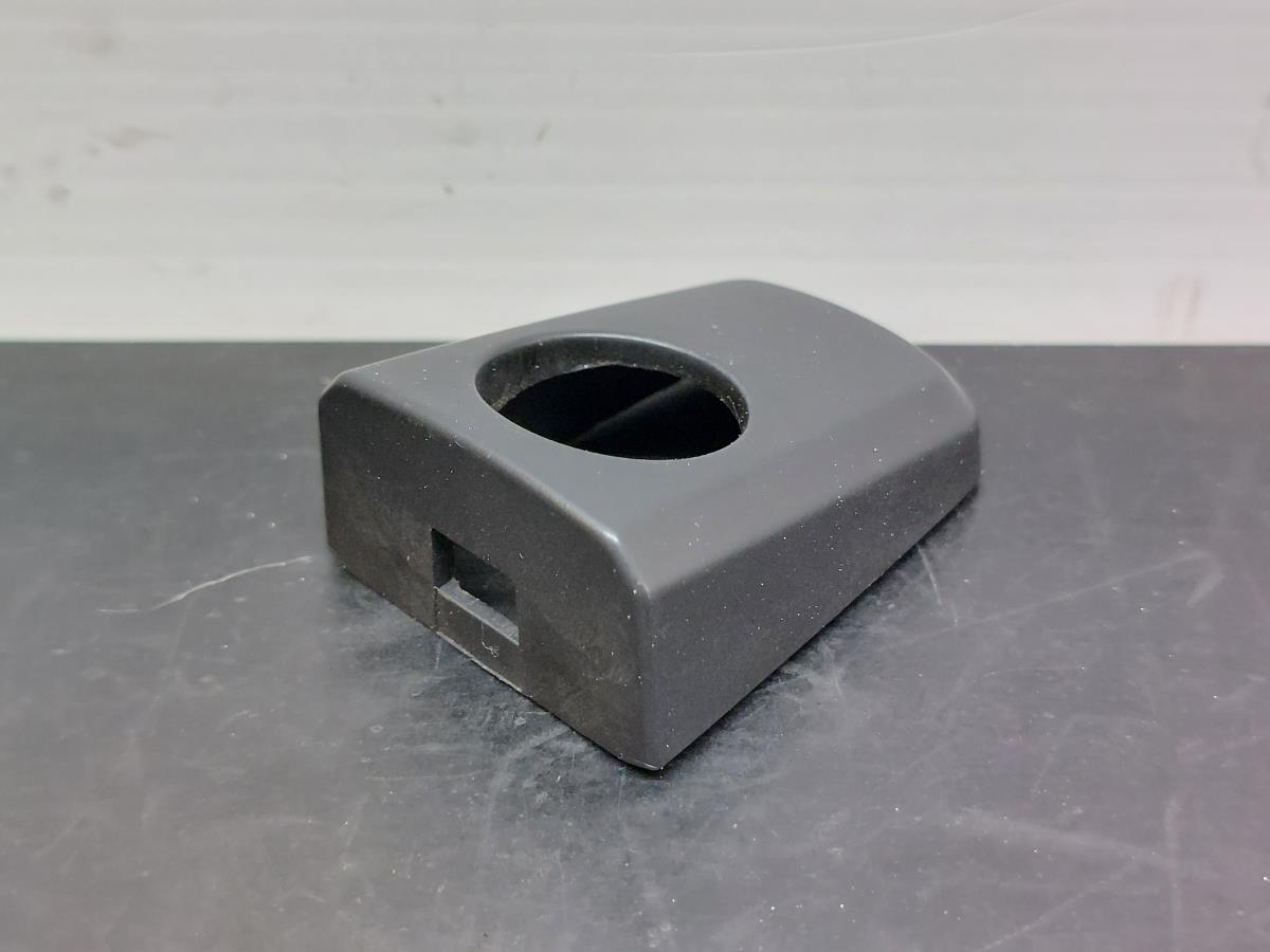 Cubierta manija puerta Izquierda  OPEL Corsa D