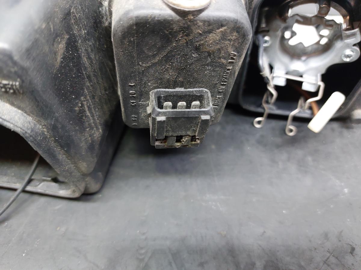 Phare avant gauche FIAT Marea Weekend (185_) Imagem-4