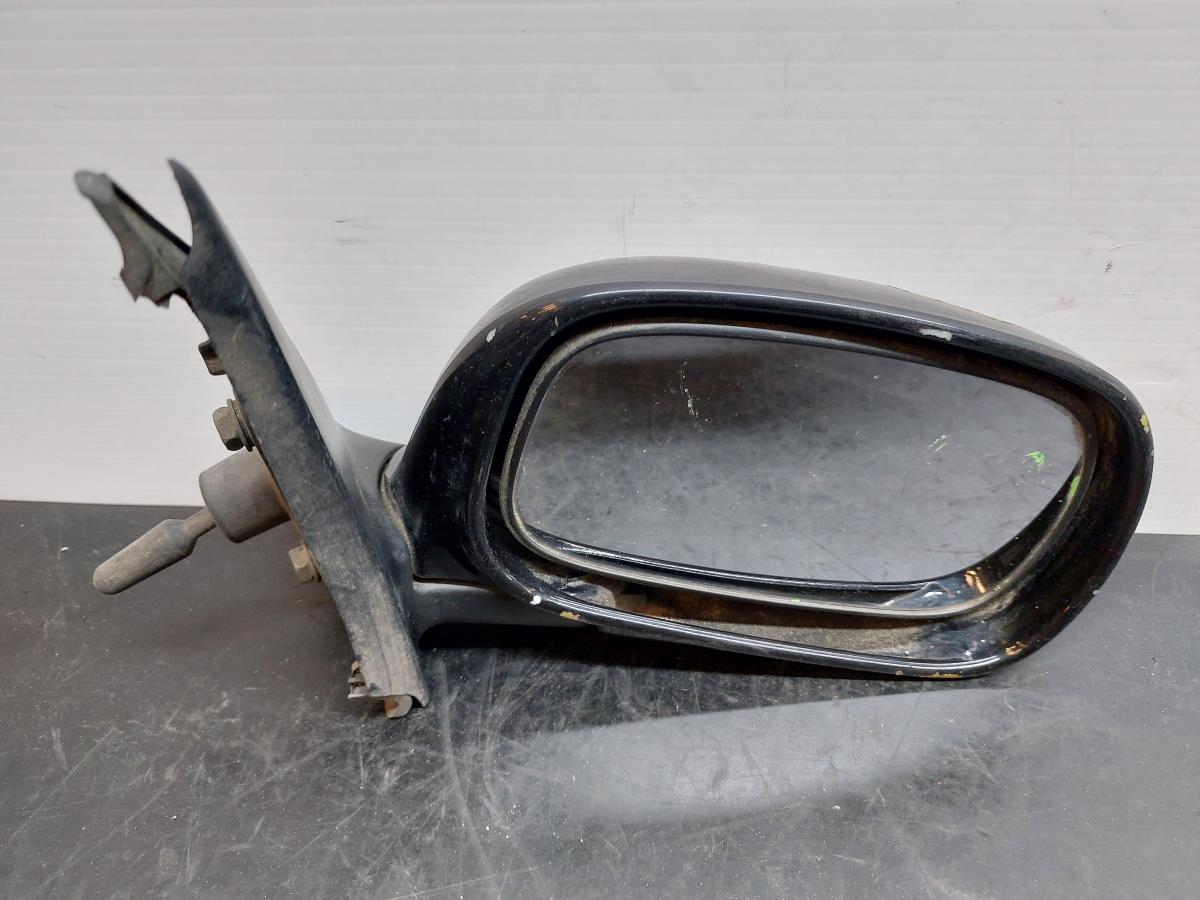 Retrovisor / espelho direito NISSAN Micra II (K11)