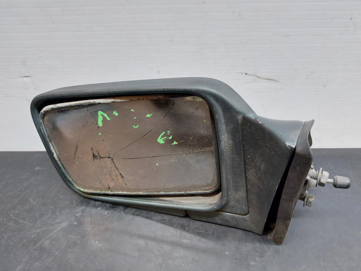 Rétroviseur gauche NISSAN Sunny II Sedan (N13)