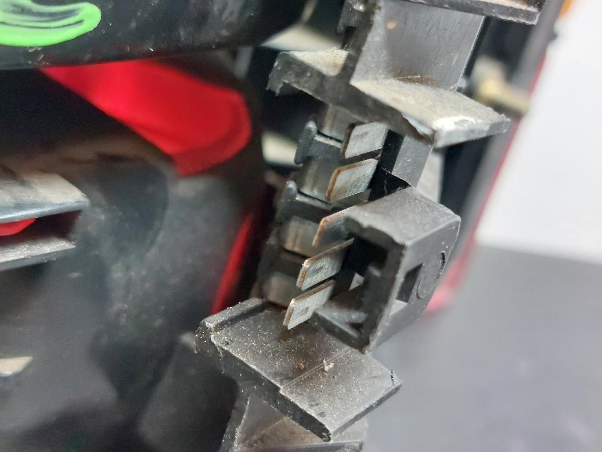 Fanale Sinistro SEAT Ibiza I (021A) Imagem-4