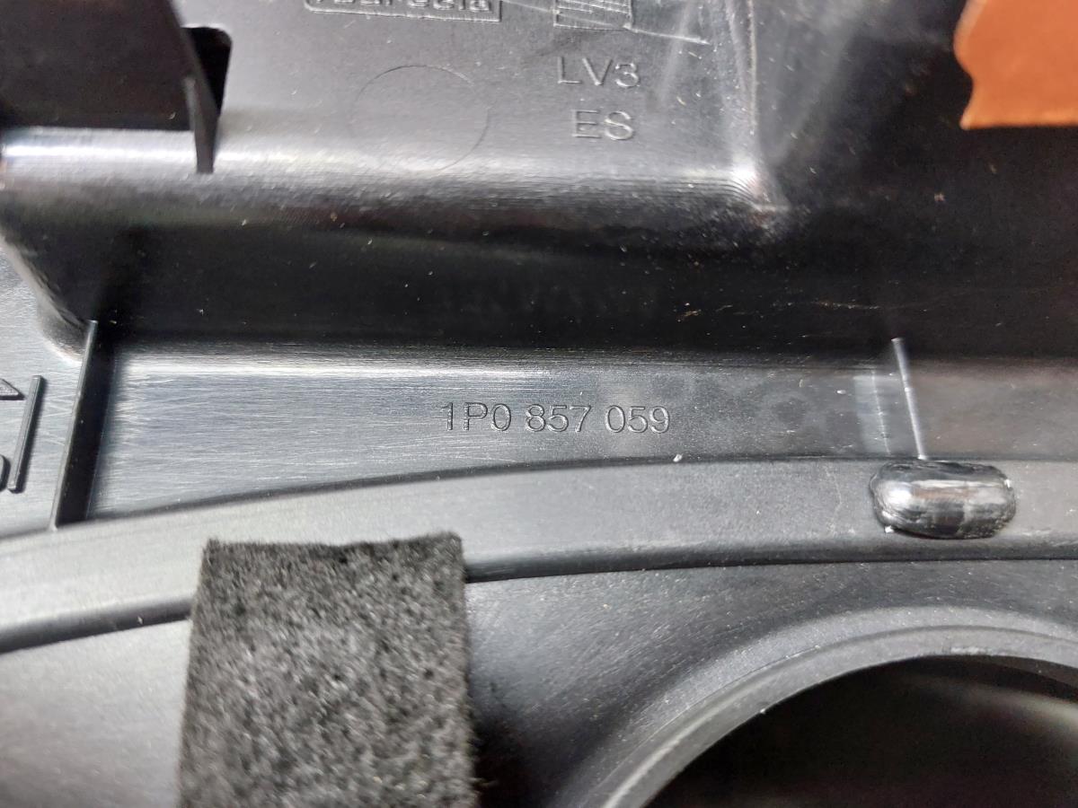 Aro Del Cuadro De Instrumentos SEAT Leon (1P1) Imagem-10