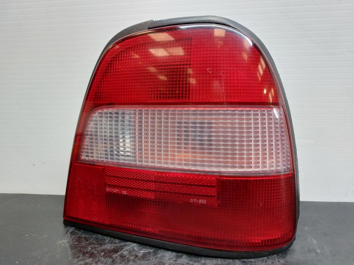Farolim direito NISSAN Sunny III Sedan (N14)