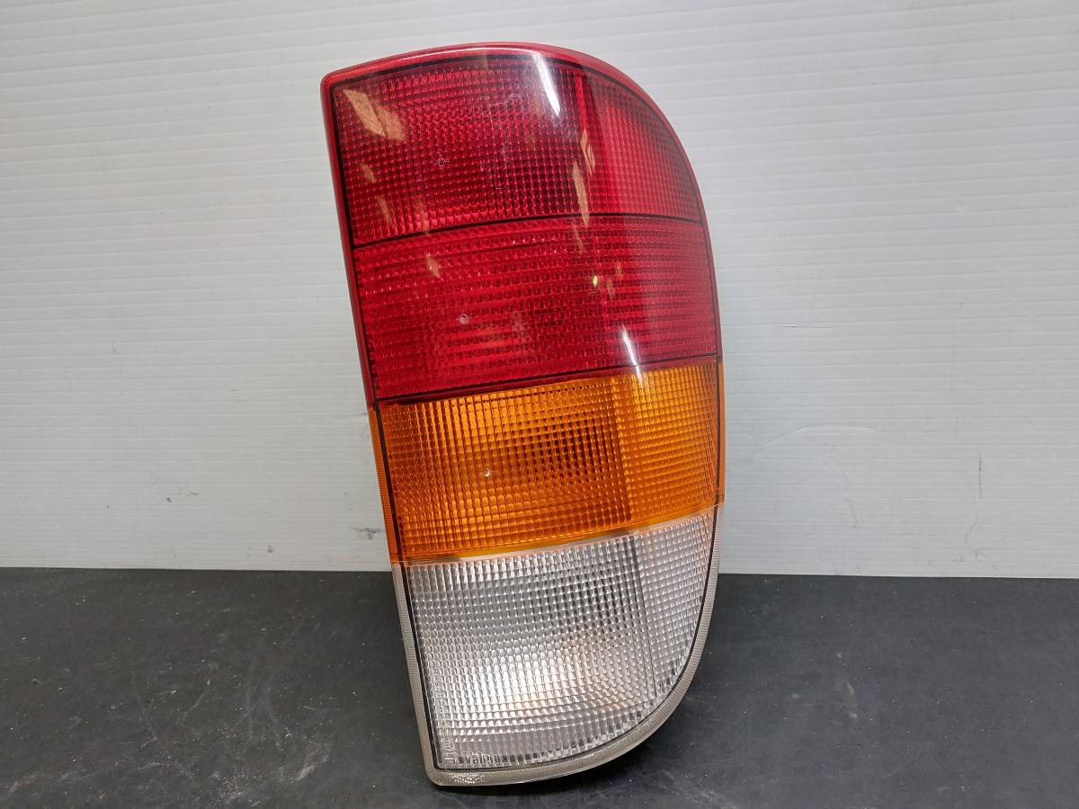 Feu arrière Droite SEAT Inca (6K9)
