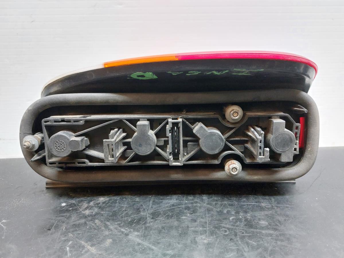 Fanale Destro SEAT Inca (6K9) Imagem-4