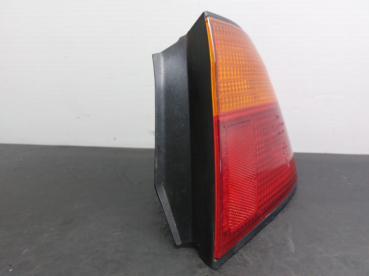 Right Tail light NISSAN Primera Sedan (P11) Imagem-2