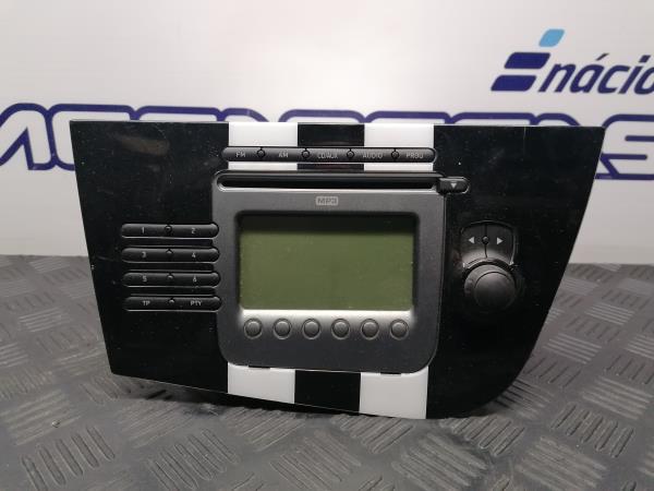 Rádio / auto-rádio SEAT Leon (1P1) Imagem-1