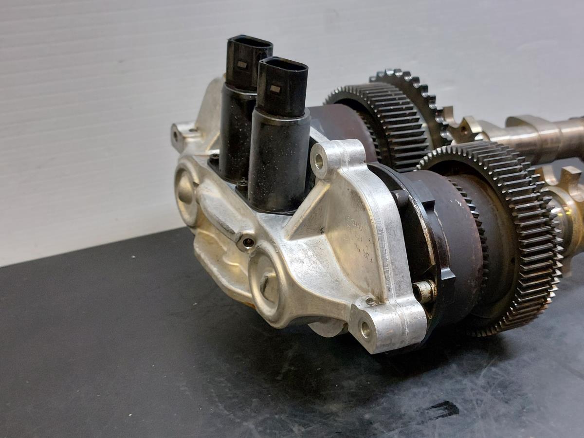 Árvore de cames / veio de excêntricos BMW 6 (E63) Imagem-5