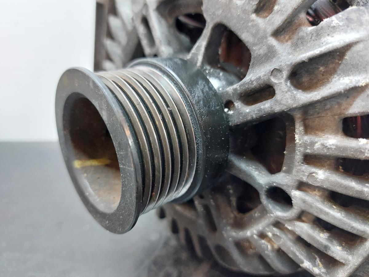 Alternador MERCEDES-BENZ Classe C (W204) Imagem-1