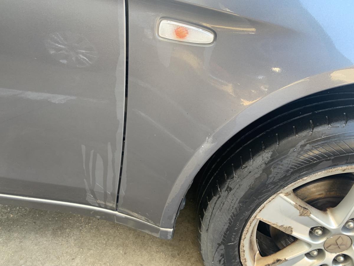 Right fender MITSUBISHI Lancer VIII Sportback (CX_A) Imagem-2