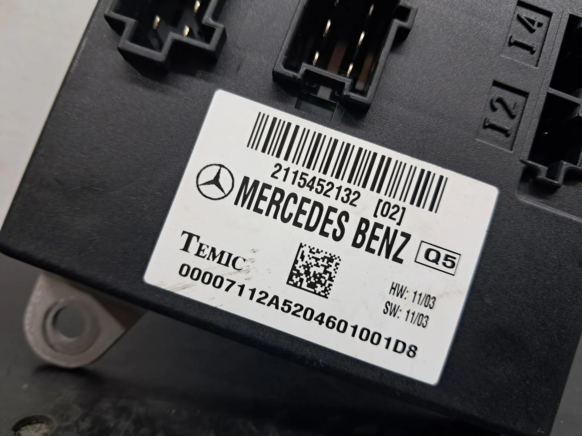 Caixa fusíveis / SAM / BSI MERCEDES-BENZ Classe E (W211) Imagem-1