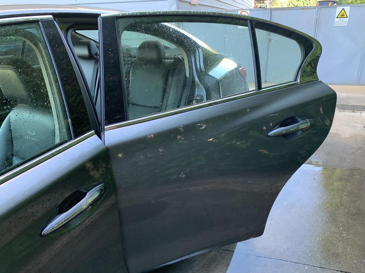 Porta trás esquerda INFINITI Q50
