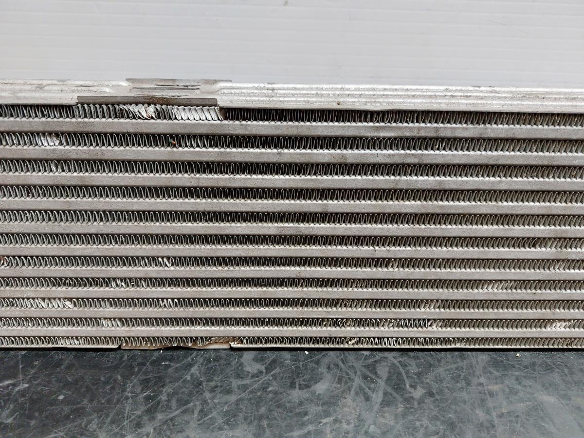 Radiador do intercooler VOLVO S60 II (134) Imagem-8