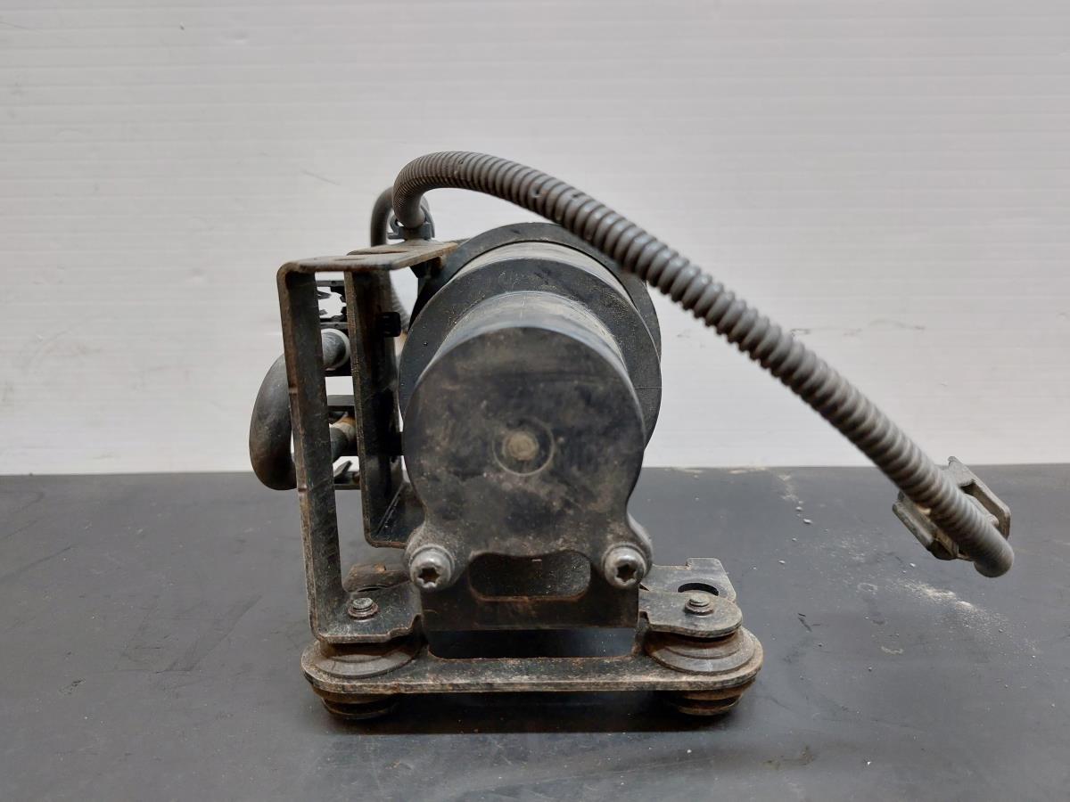 Pompa dell’aria NISSAN Qashqai II (J11) Imagem-2