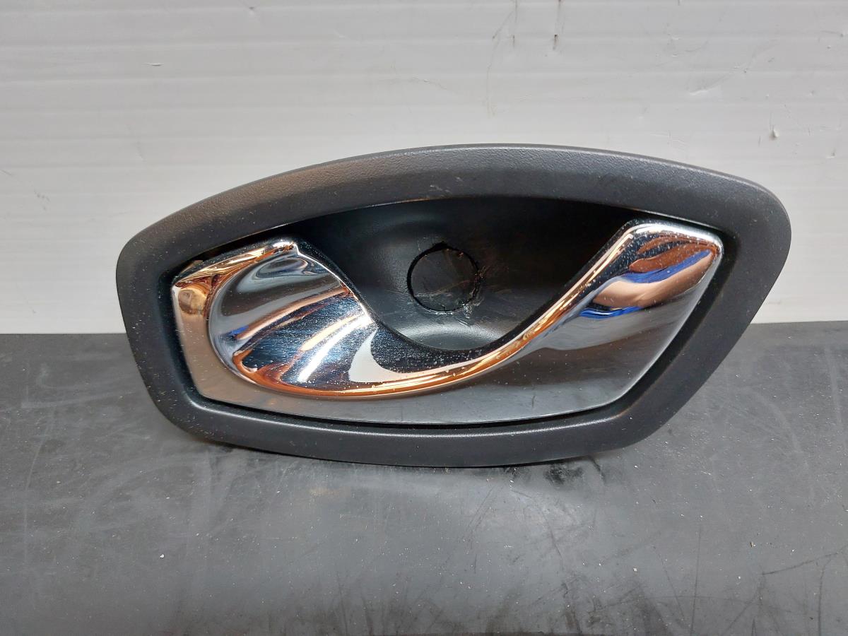 Left front interior door handle RENAULT Megane III (BZ0_)