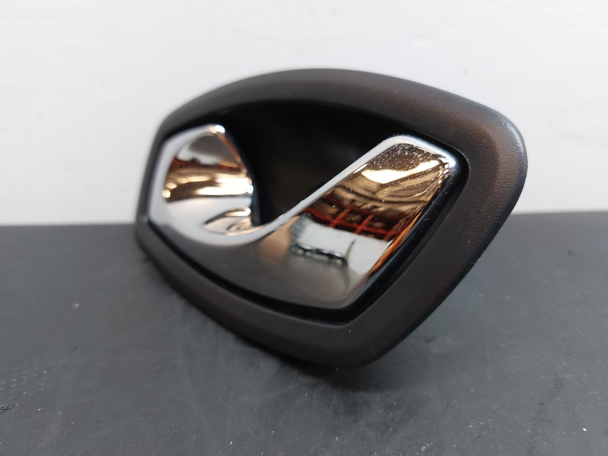 Left front interior door handle RENAULT Megane III (BZ0_) Imagem-1