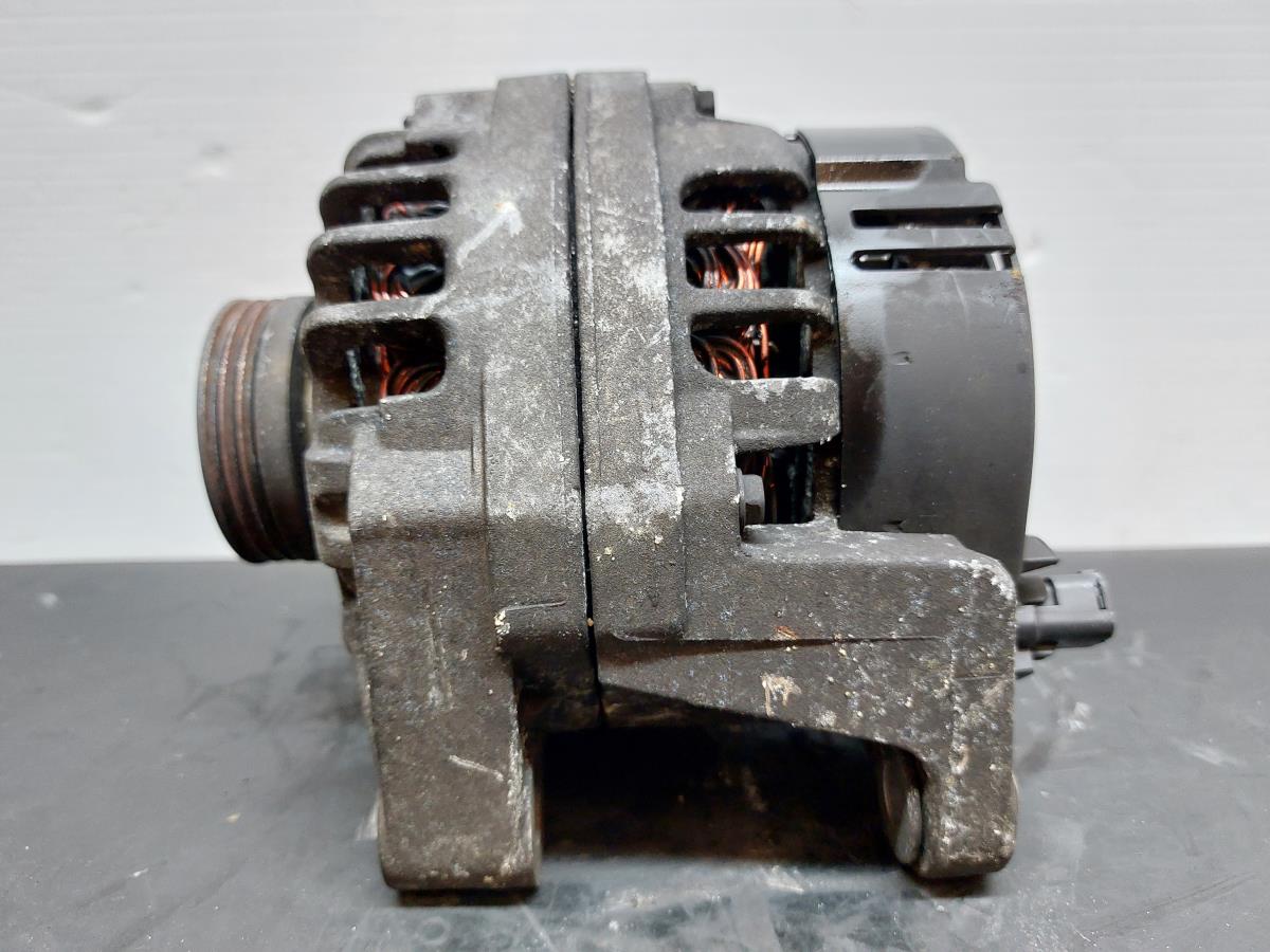 Alternador RENAULT Clio II (BB0/1/2_, CB0/1/2_) Imagem-1