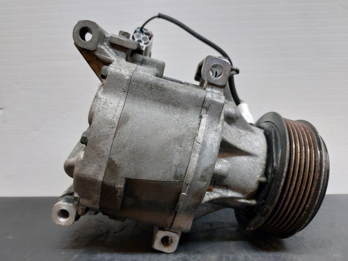 Compressore A/C TOYOTA Corolla Hatchback (_E12_) Imagem-3