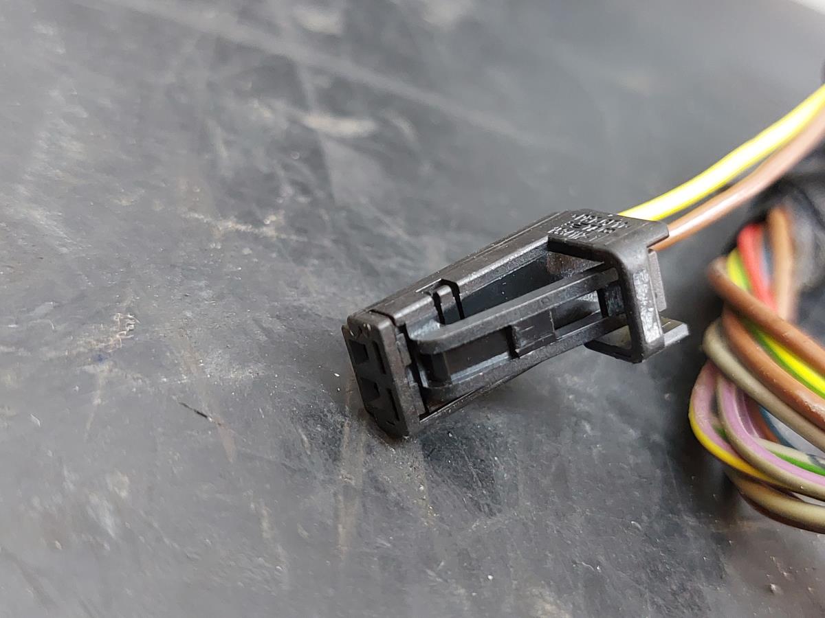 Installation électrique intérieure / câblage intérieur AUDI A6 Avant (4G5, 4GD, C7) Imagem-2