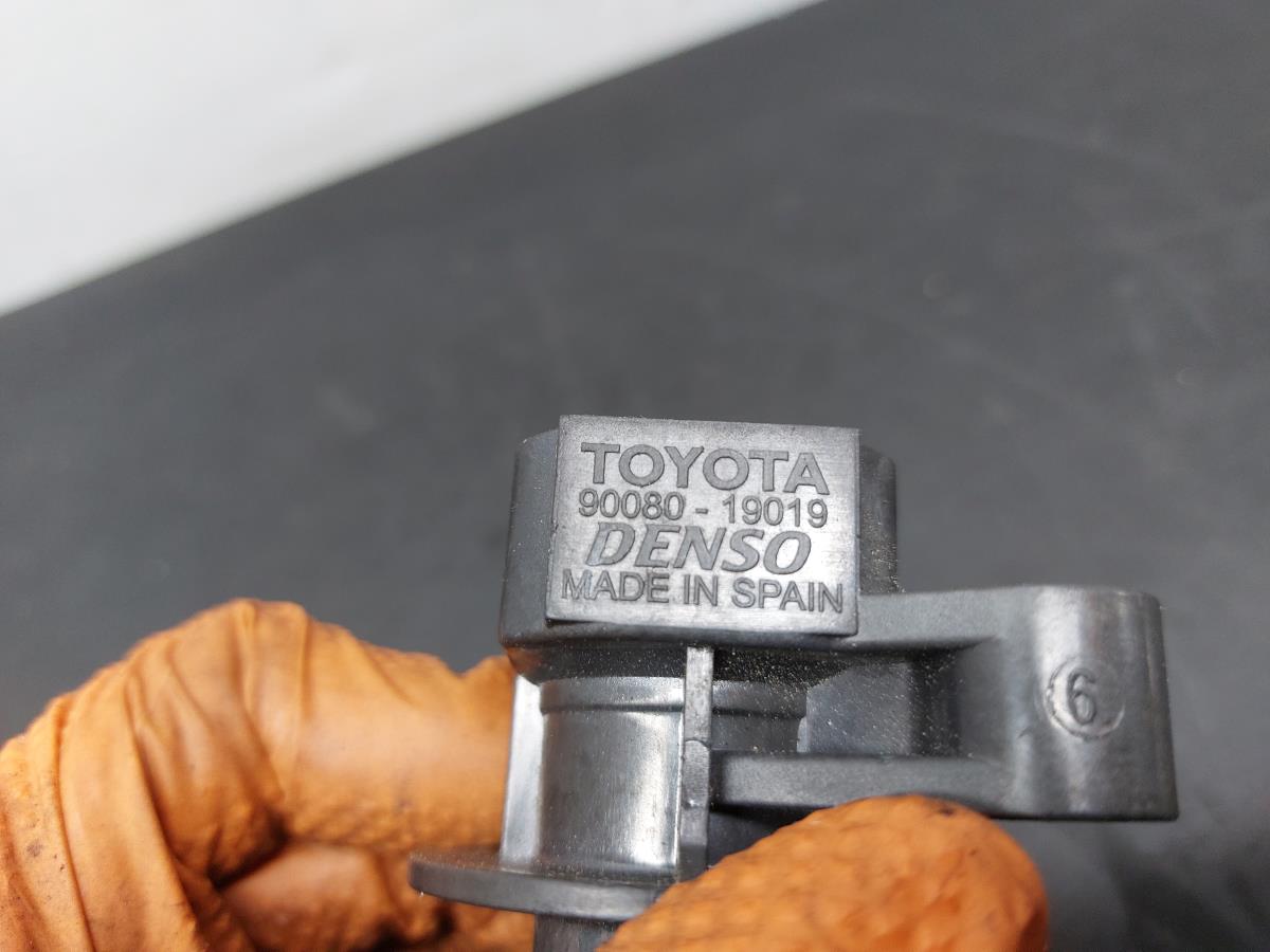 Ignition coil TOYOTA Corolla Hatchback (_E12_) Imagem-4