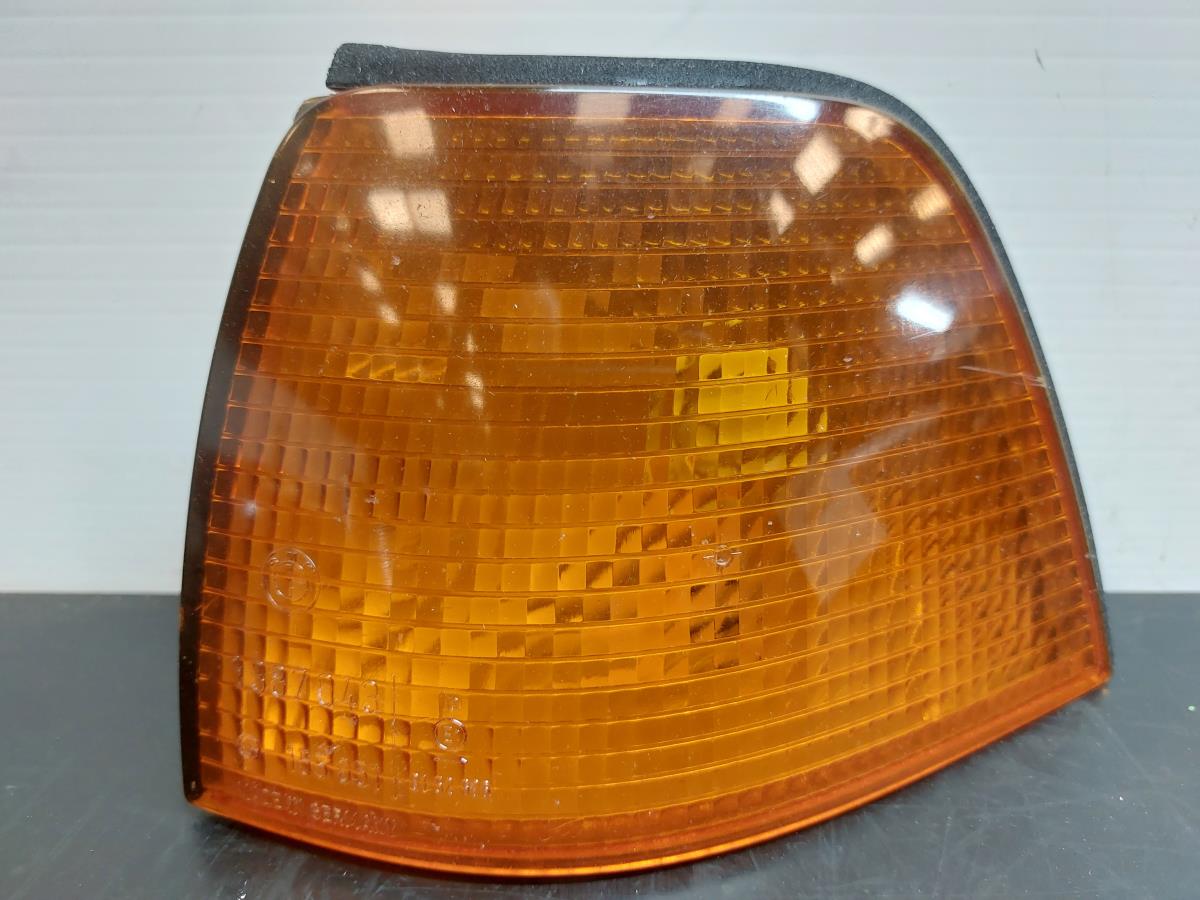 Left front Turn Signal BMW 3 (E36)