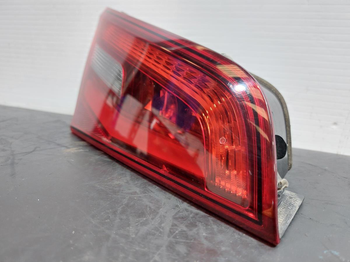 Piloto izquierdo del maletero AUDI A3 Sportback (8VA, 8VF) Imagem-1