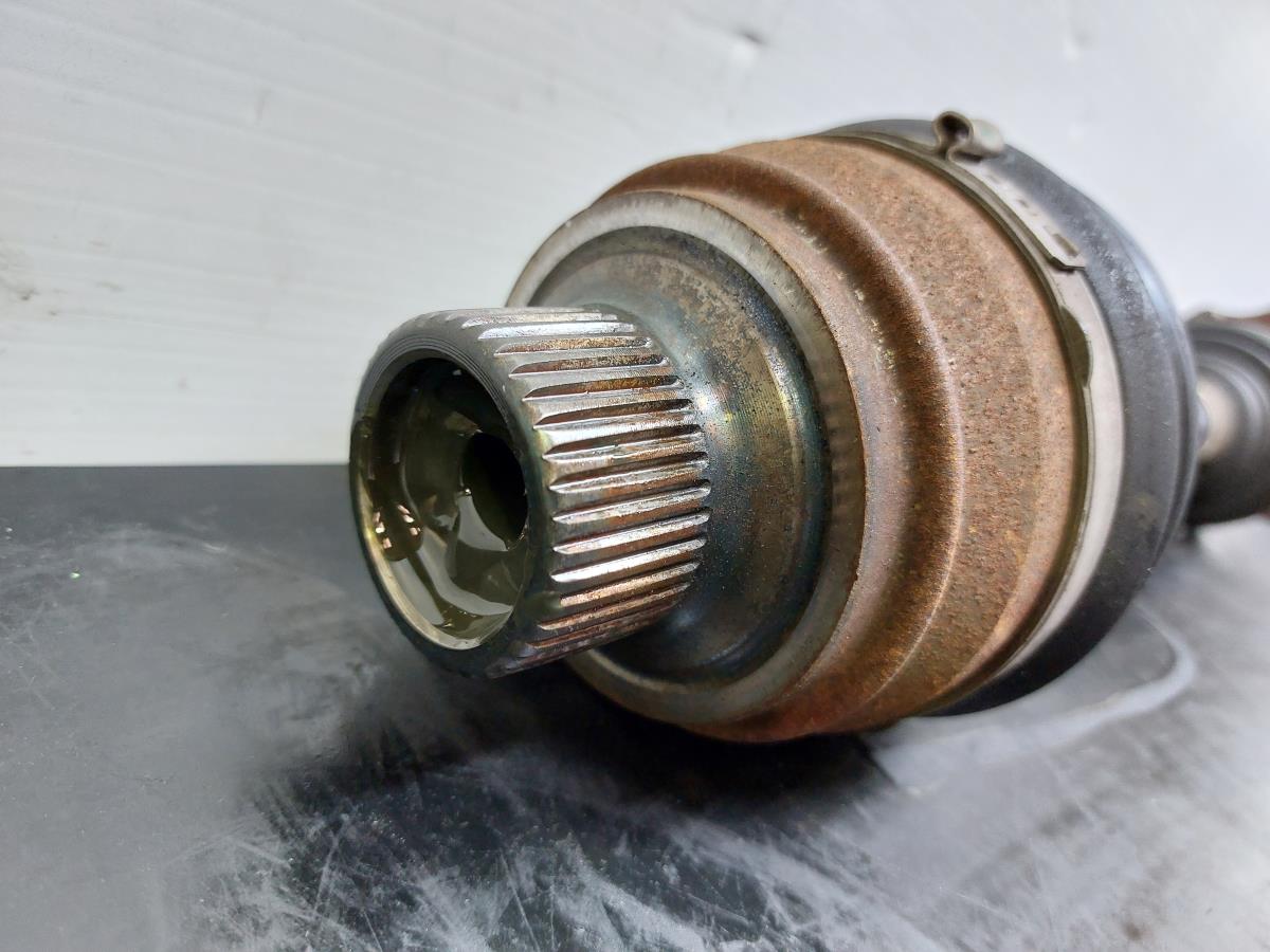 Transmissão frente esquerda AUDI A6 Avant (4G5, 4GD, C7) Imagem-1