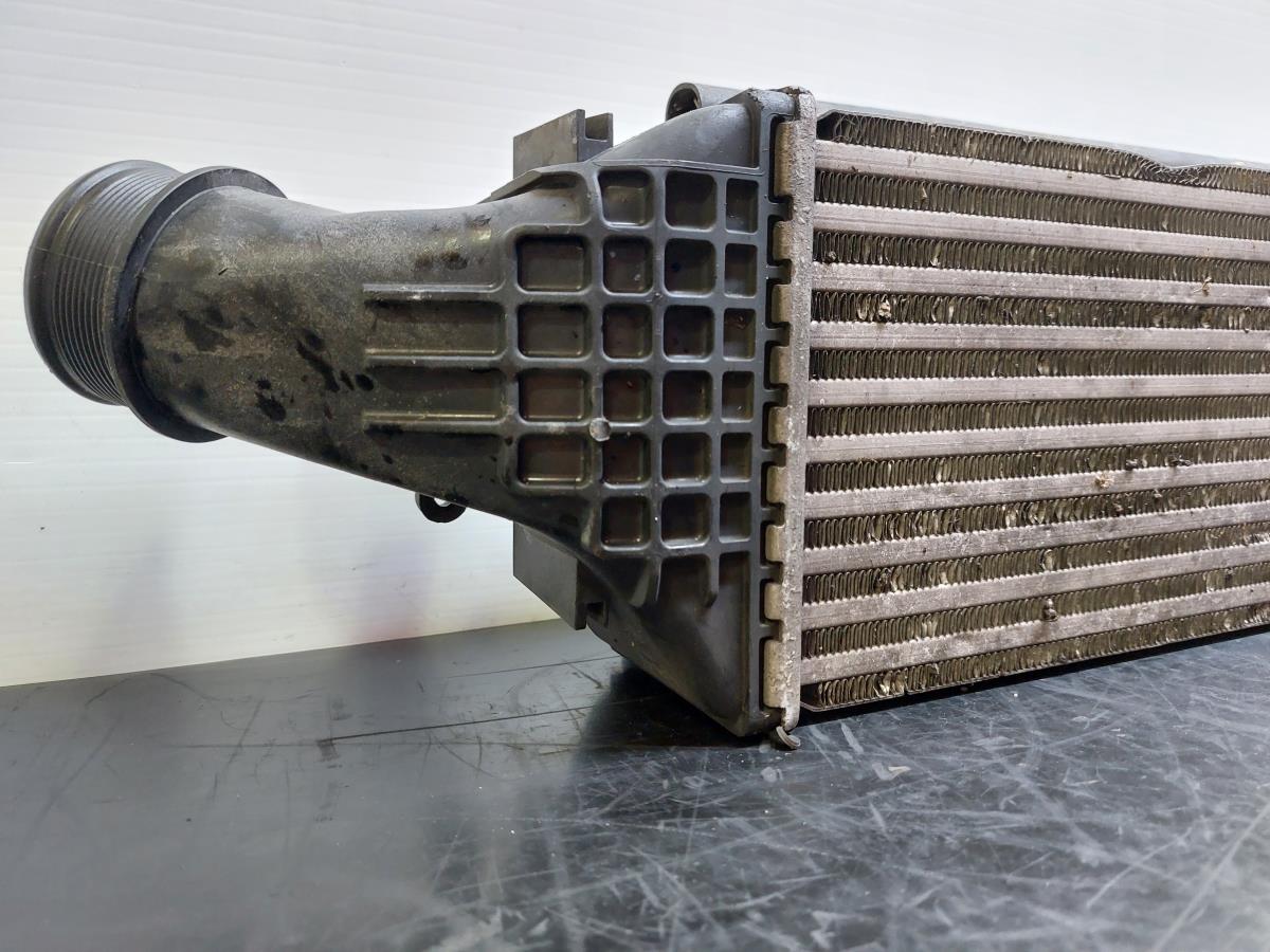 Radiador do intercooler AUDI A6 Avant (4G5, 4GD, C7) Imagem-8