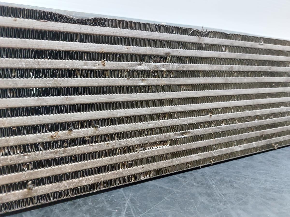 Radiador do intercooler AUDI A6 Avant (4G5, 4GD, C7) Imagem-9